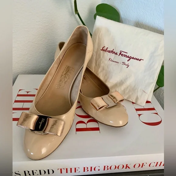 Salvatore Ferragamo | Shoes | Ferragamo Womens Vara Patent  display picture 1